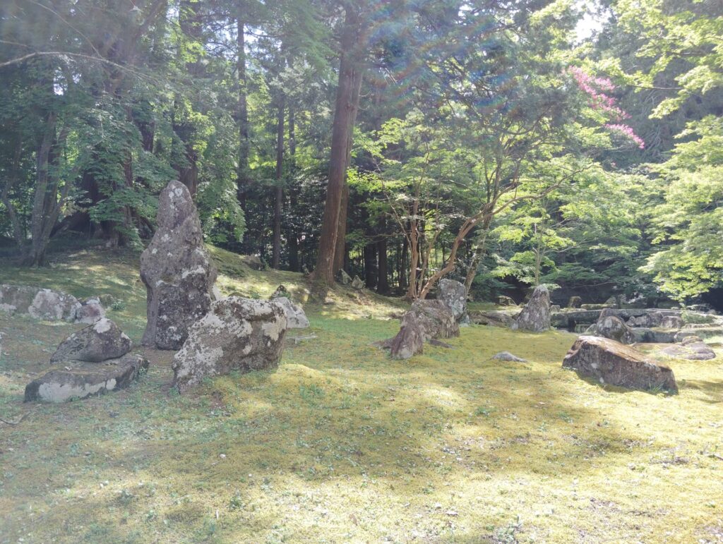 北畠氏館跡庭園須弥山石